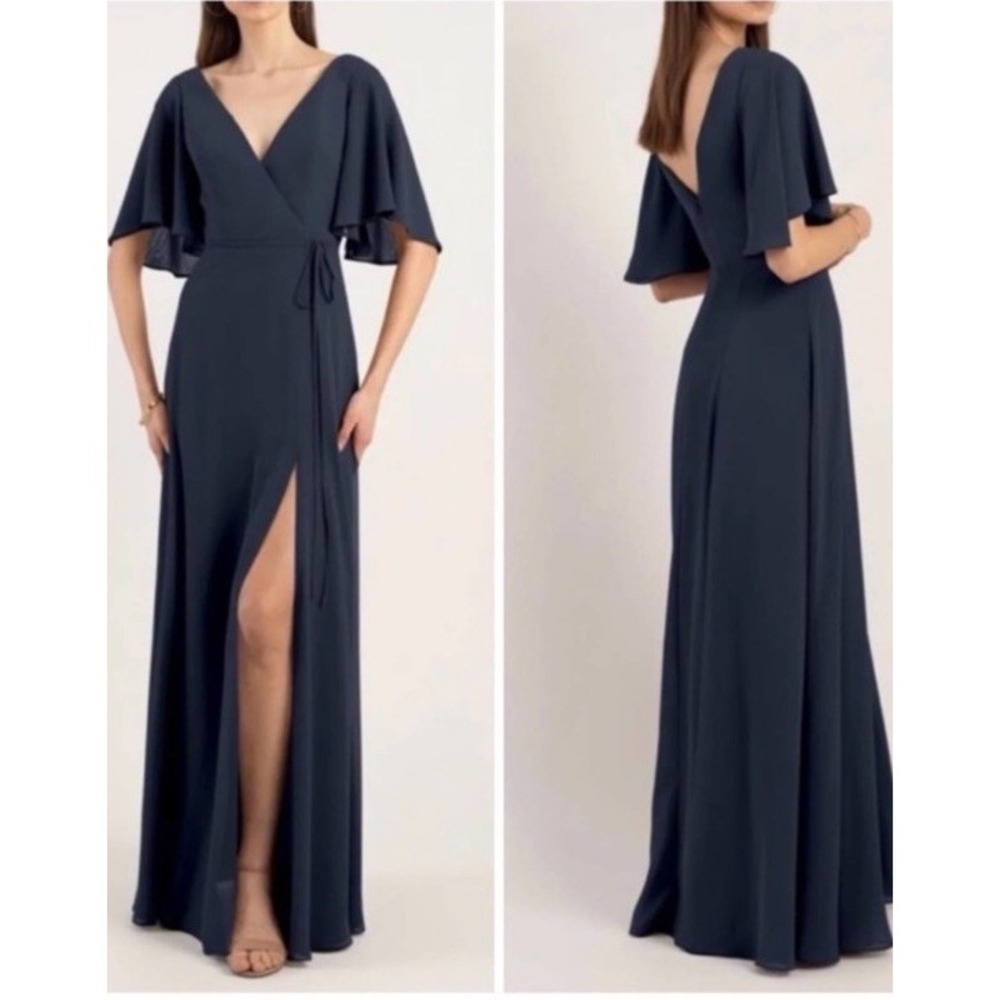 NEW Jenny‎ Yoo Ari Navy Blue V Neck Wrap Chiffon Lined High Slit Maxi Gown. Sz 0